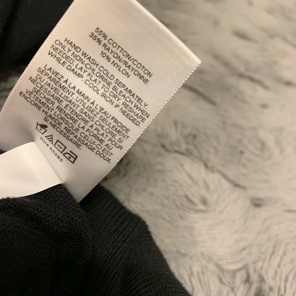 Express Sweater - Picture 4 of 5